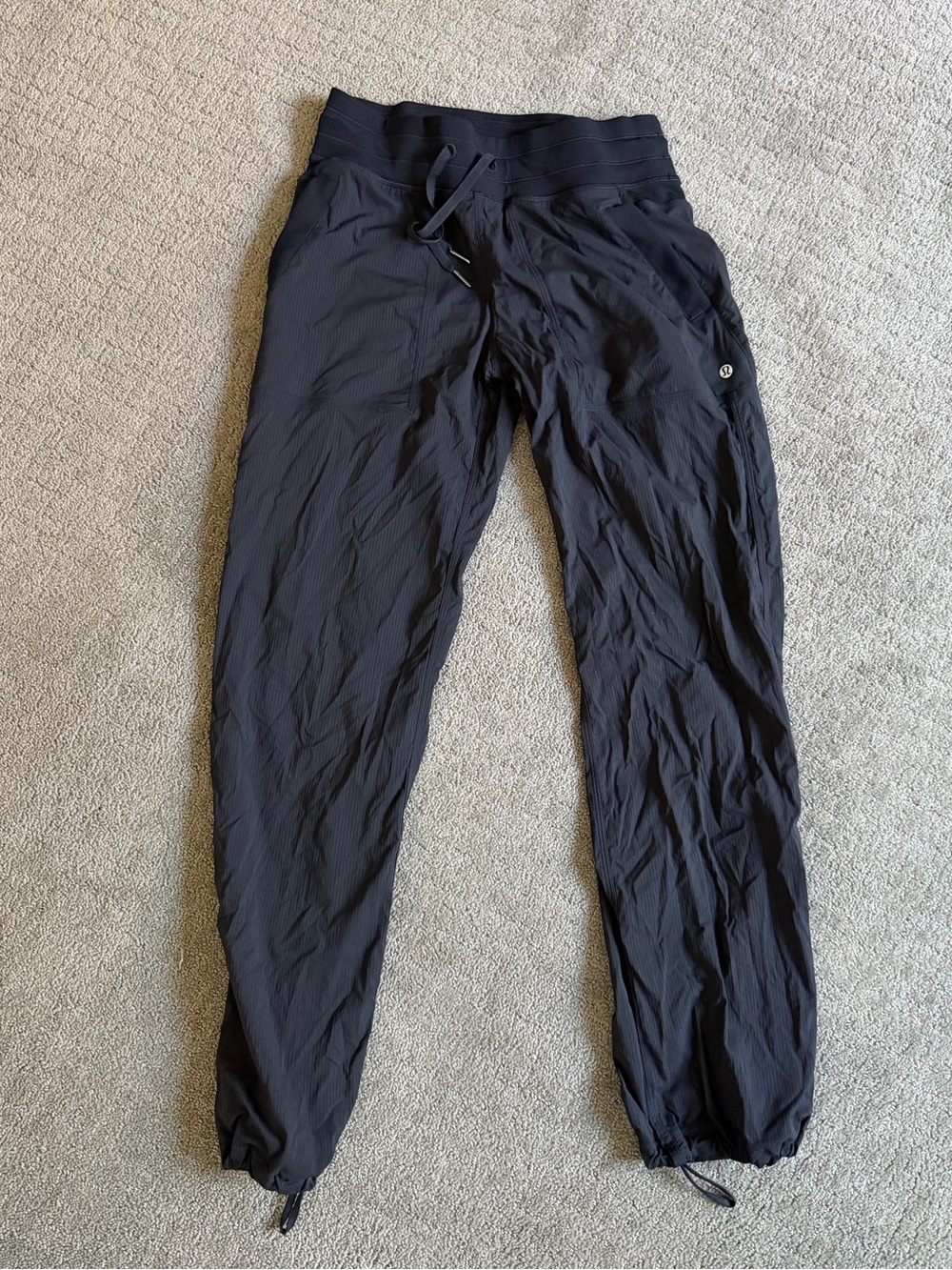 lululemon Dance Studio Mid-Rise Pant Size 8 - Picture 5 of 5